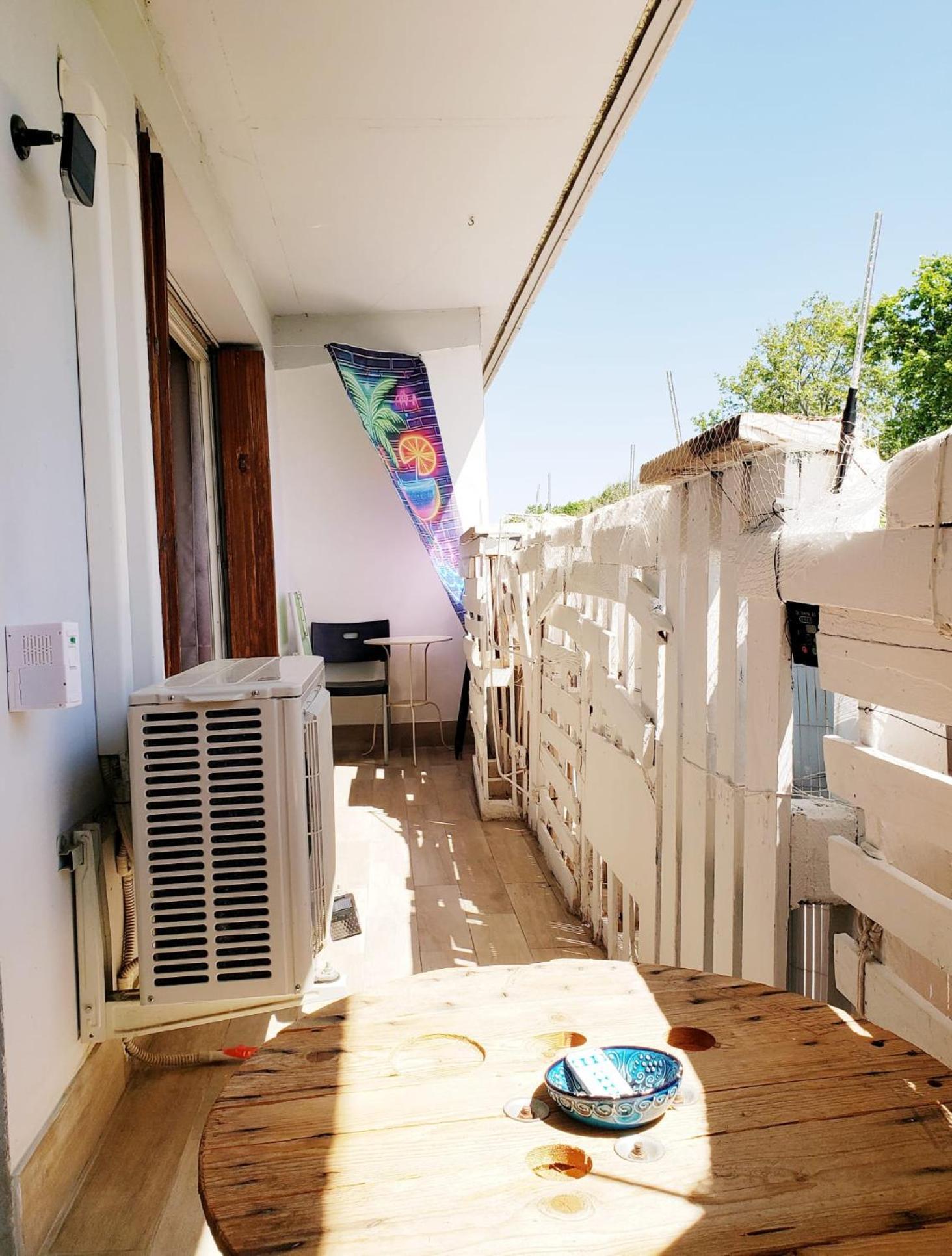 Air Conditioned Residential Suite From 1 To 6 - Bathtubs In Rooms - Self-Arrival - Wifi - Laundry - Parking Avignon Eksteriør billede
